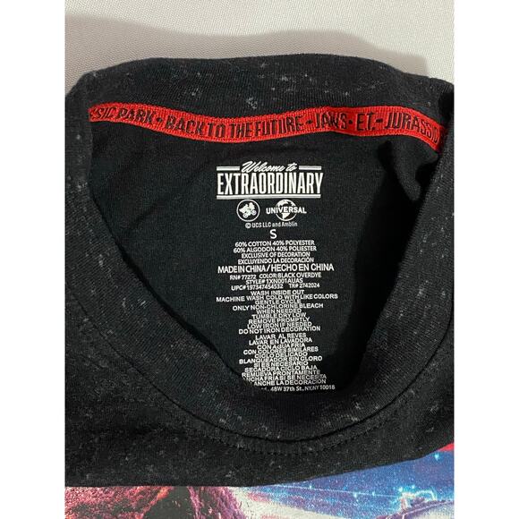 Universal Studios shirt men's Small ET Jaws Jurassic Park Back to the Future - Picture 5 of 14